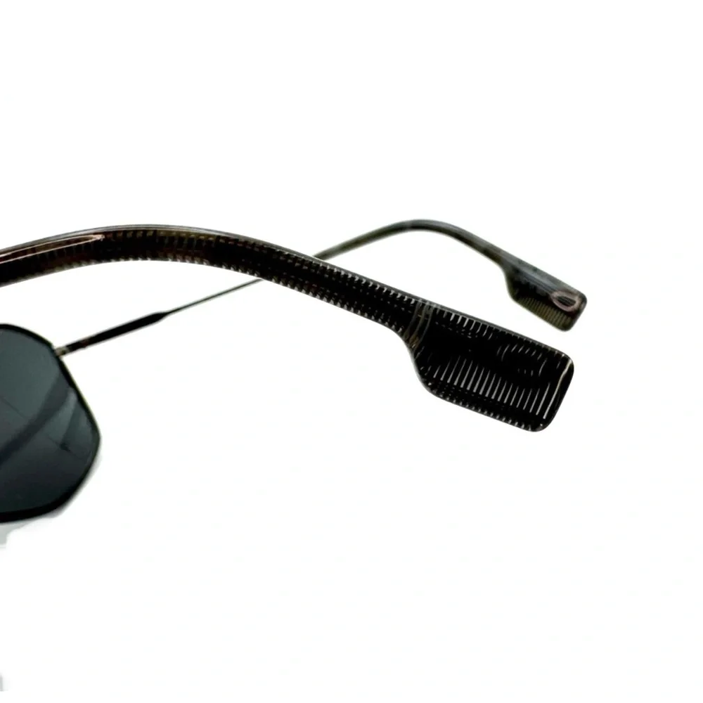Burberry Sunglasses NEW BE3139